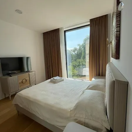 One Vista 1 Bedroom With View * Bucarest