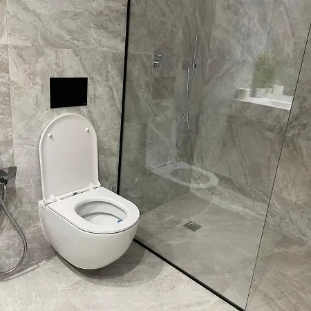 One Vista 1 Bedroom With View Апартаменти Бухарест